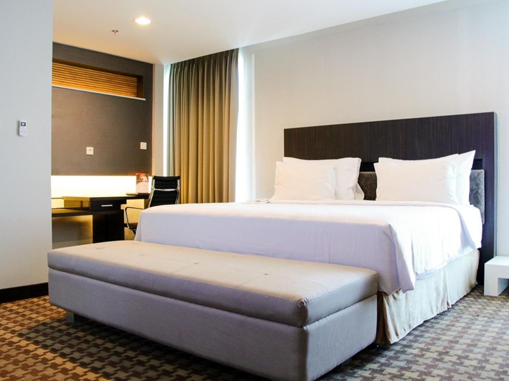 Swiss-Belhotel Balikpapan Экстерьер фото